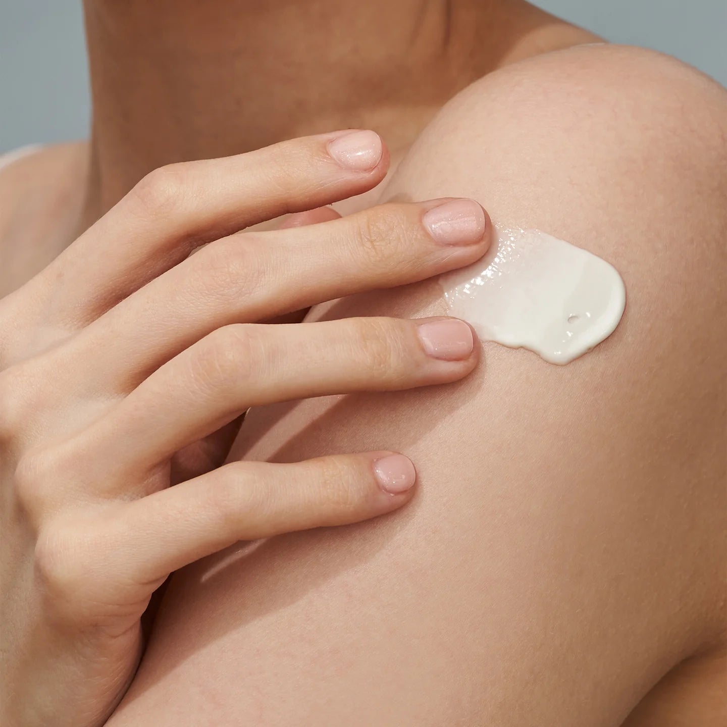 Black Rice Moisture Airyfit Daily Sunscreen TEXTURE