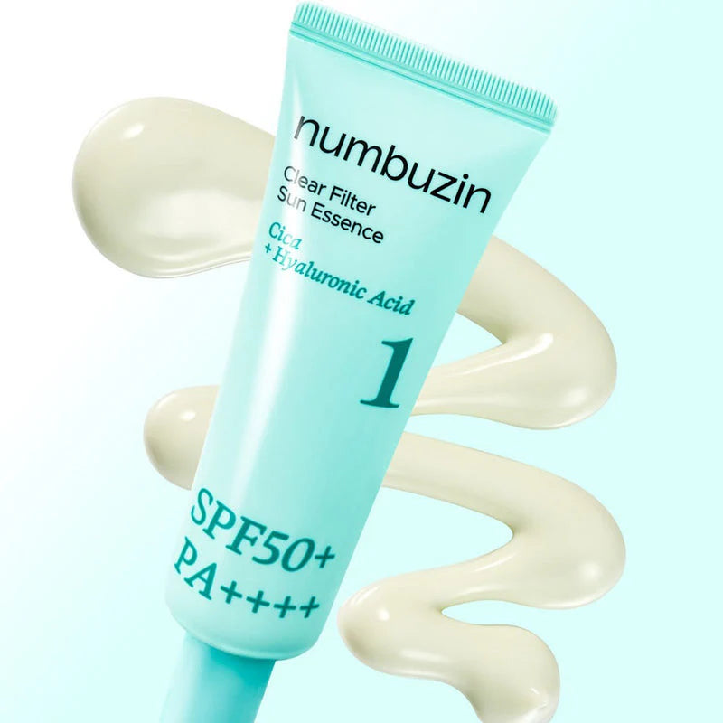 Numbuzin No.1 Clear Filter Sun Essence SPF50+ PA++++ met textuurswirl op mintgroene achtergrond