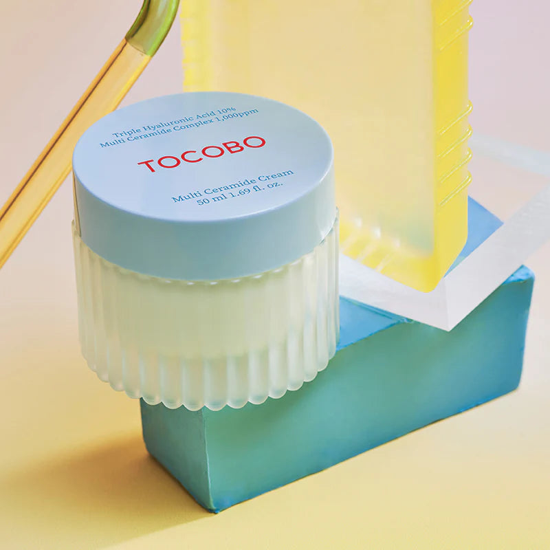 TOCOBO multi-ceramidecrème pot naast een verpakking