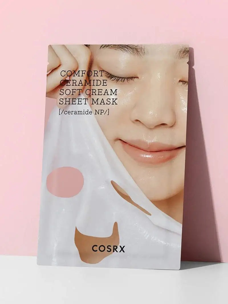 Gezichtsmasker sheetmasker van CORSX met afbeelding van gezicht op verpakking in crème en wit