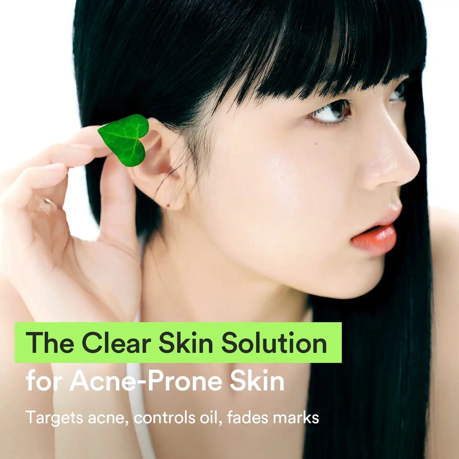 Abib Collagen Gel Mask Heartleaf Jelly Abib collageen gelmasker, vrouw met wit sheetmasker en groen bladaccent