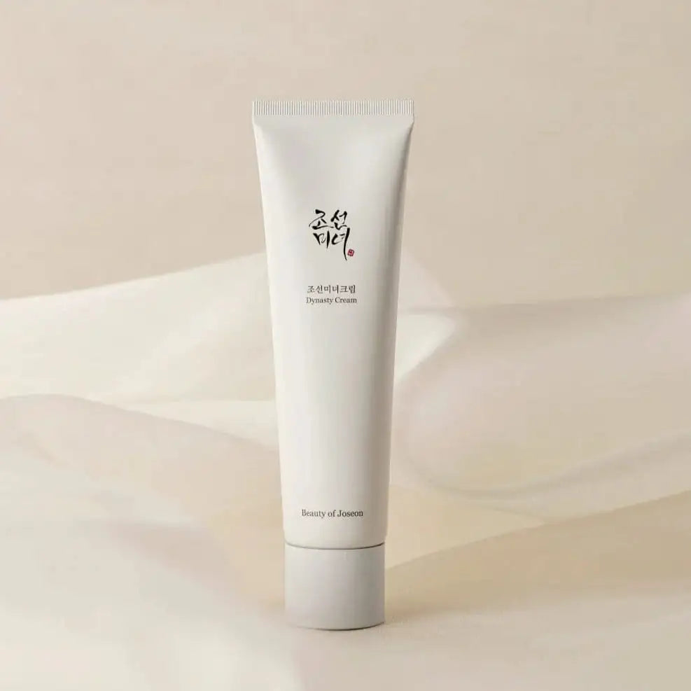 Dynasty cream tube met witte dop