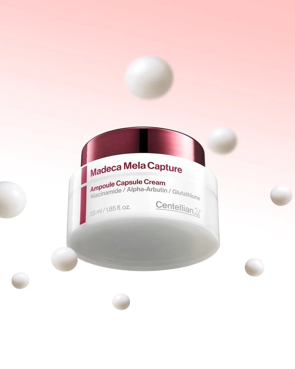 Centellian24 Madeca Mela Capture Ampoule Capsule Cream zwevend tussen witte ampulcapsules.
