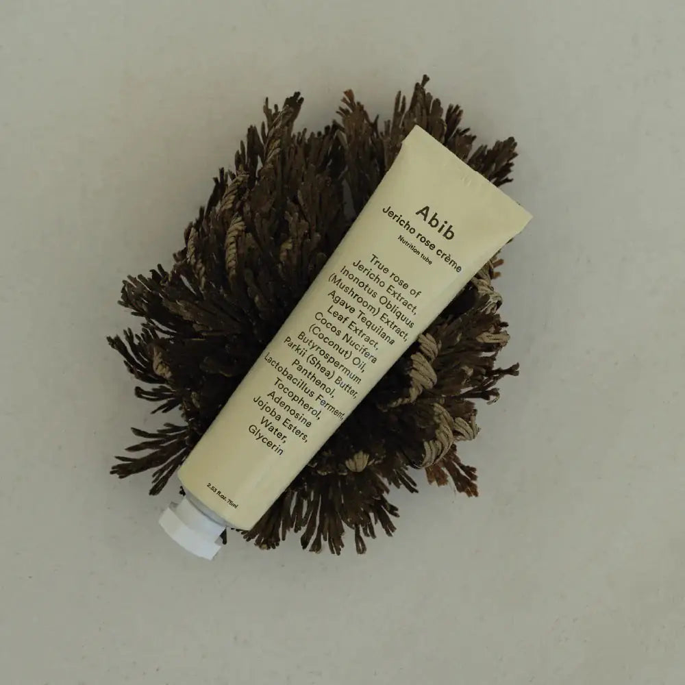 Abib Jericho Rose Crème Nutrition Tube Abib Jericho rozencrème tube op decoratieve takken, met dop