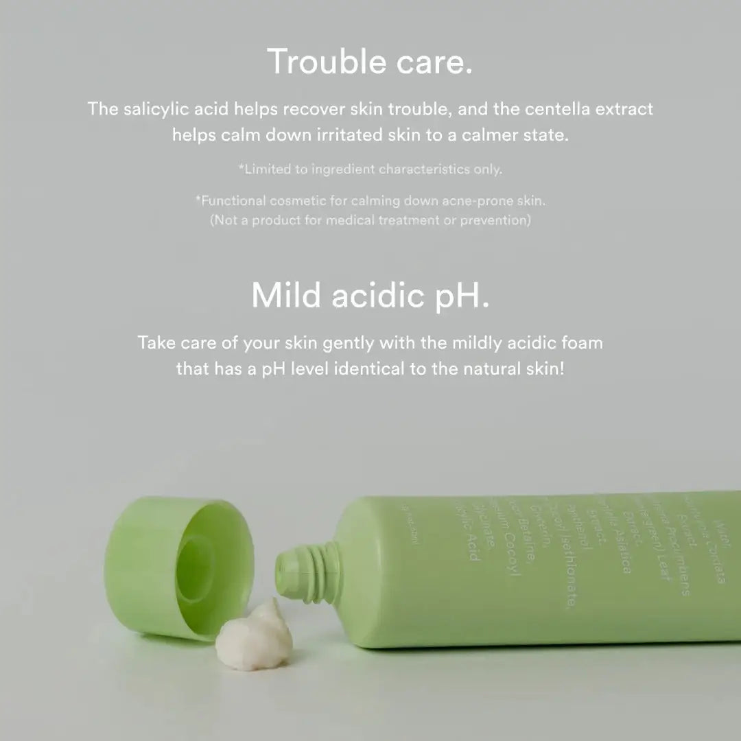 Abib Heartleaf Calming 2-Step Set Groene fles en tube met witte schuimklod naast elkaar
