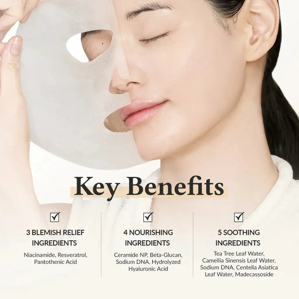 Sheetmask van Dr.Althea 345 Relief-crème mask op het gezicht van een vrouw