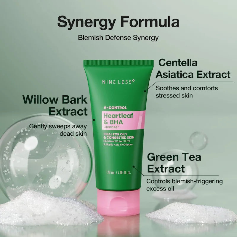 Groene tube Nineless A-CONTROL Heartleaf & BHA Cleanser met schuim en vermeldingen van wilgenbast-, centella- en groene-thee-extract.